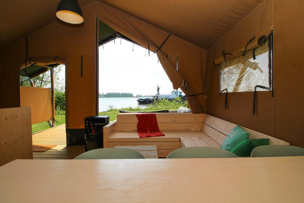 Camping Marina Eemhof 제이볼데 외부 사진